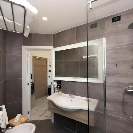 Hotel Da 3*