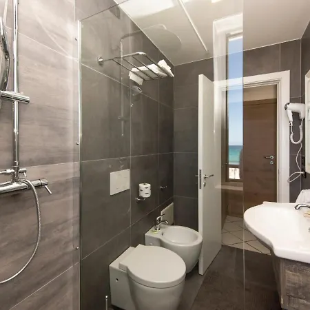 Da Hotel 3*