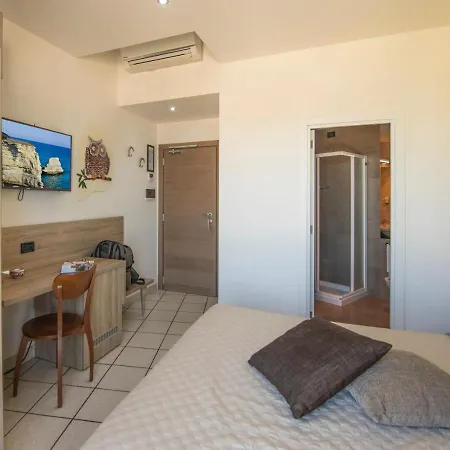 Da Hotel 3*